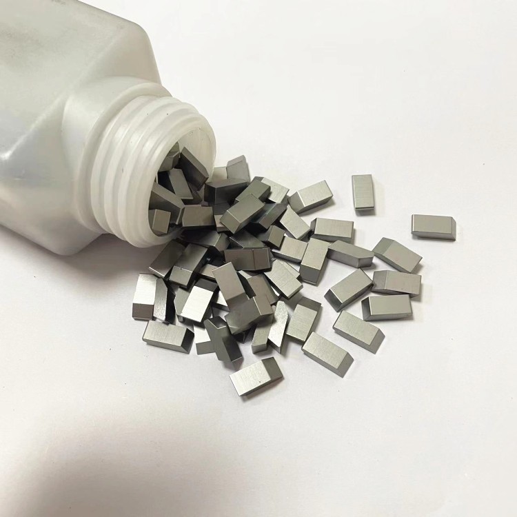 Hot Sale YG6 solid wood hardwood cutting tungsten carbide sawblade tips