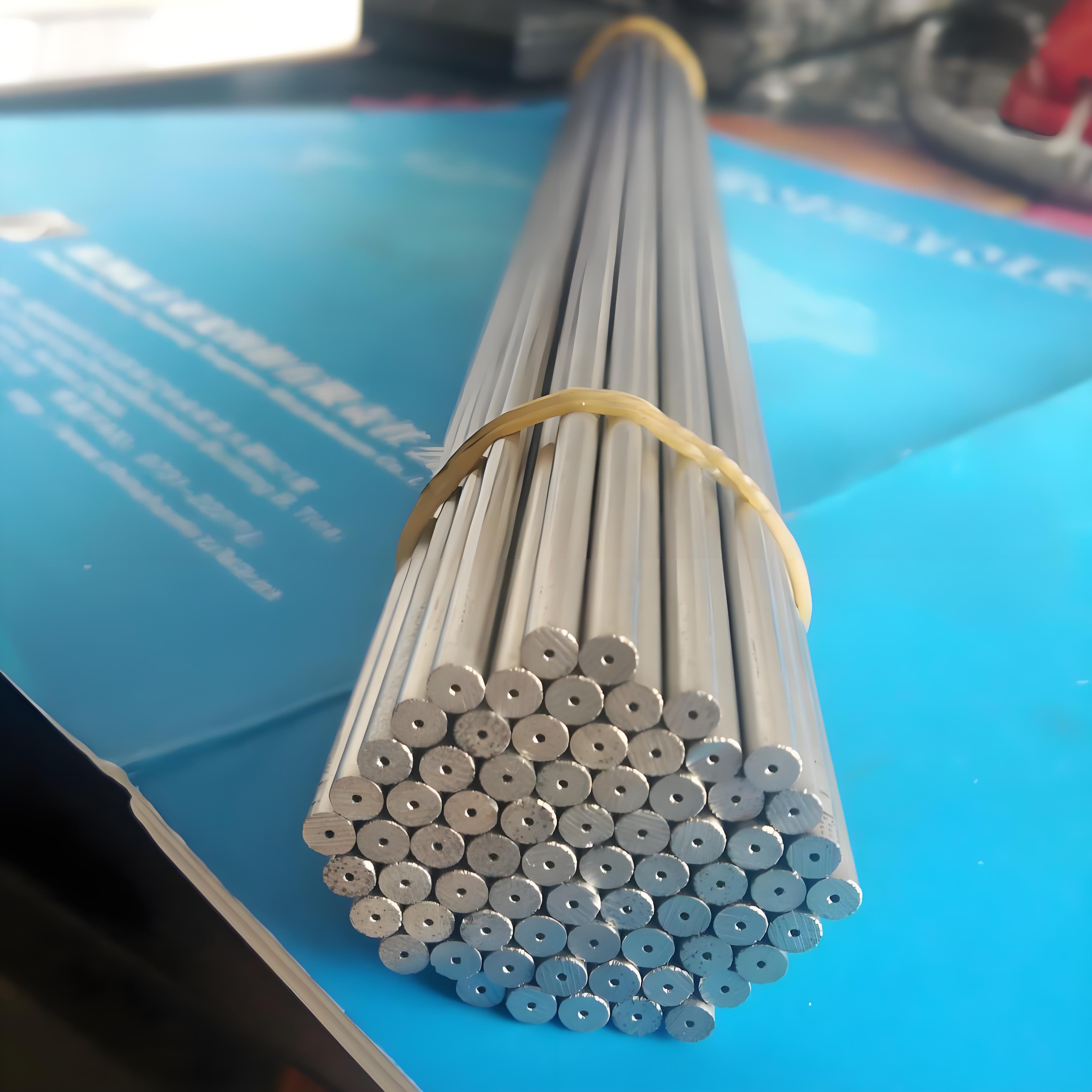 High Wear Resistance Single and Two Straight Hole Cemented Carbide Rod